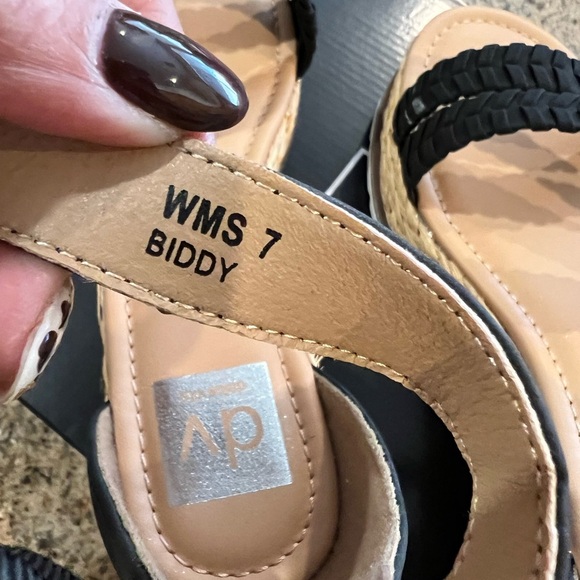 DV by Dolce Vita Biddy Espadrille Wedge Sandal
Size 7 New In Box Black - Picture 7 of 10